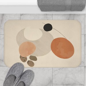 Abstract Terracotta Pebble Pattern Bath Mat | Neutral Modern Bathroom