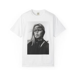 French Iconic Smoking Brigitte Bardot Unisex T-shirt, Vintage Retro Tee, Gift for Him, Gift for Her, Fashion Shirt, Stylish Top