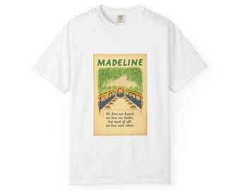 Camiseta Madeline Francesa com Estampa de Queijo | Ilustração de Biscoito Madeline