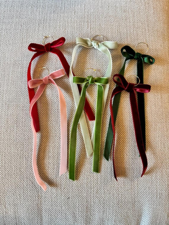 Hand-Tied Velvet Bow Wine Charms - Merry Holiday | Christmas Hostess Gift | Drink Charms for Holidays, Set of 6
