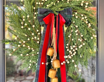Conjunto de cintas navideñas de las Tierras Altas / Lazo navideño de terciopelo rojo y cuadros escoceses negros / Elegante lazo de corona con cascabeles / Decoración navideña tradicional - 61 cm de largo