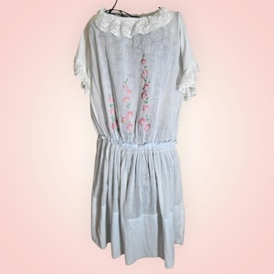 dresses fit and flare Petite Amalie Rosebud Embroidered Dress Multi / 10Y