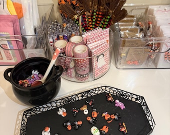 Mystery Spooky Scoops – Halloween Surprise Box, Spooky Treats, Mystery Gifts, Unique Fun, Halloween Fun, Fun Gifts, Spooky Gifts, Surprise