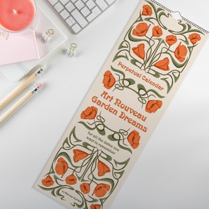 Może przedstawiać: Kalendarz wieczny w stylu Art Nouveau z pomarańczowymi makami i zielonymi liśćmi. Tekst brzmi "Perpetual Calendar, Art Nouveau Garden Dreams, for all the dates you want to remember" na kremowym tle.