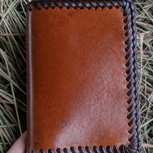 Men's Plain Leather Trifold Wallet image 1