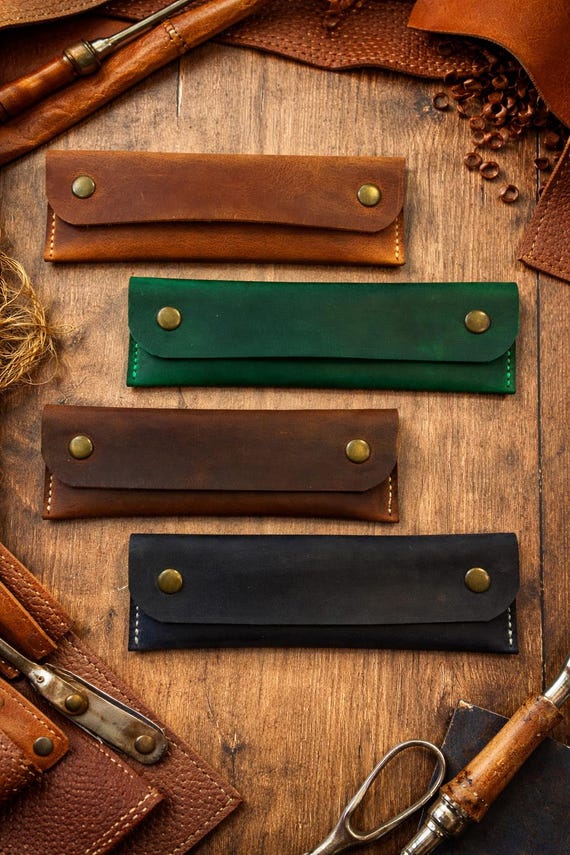 Personalized Crazy Horse Leather Pencil Case – Handmade Leather Tool Pouch, Custom Name Stamp