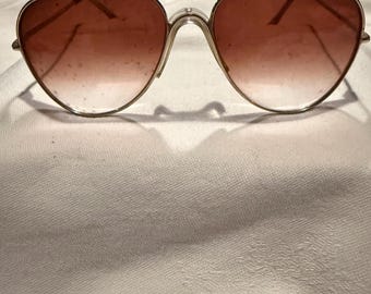 Vintage 1980's Foster Grant Aviator Sunglasses