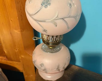 Lámpara de salón vintage de cristal rosa esmerilado inspirada en Lo que el viento se llevó