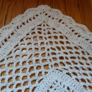 women's shawl image 5