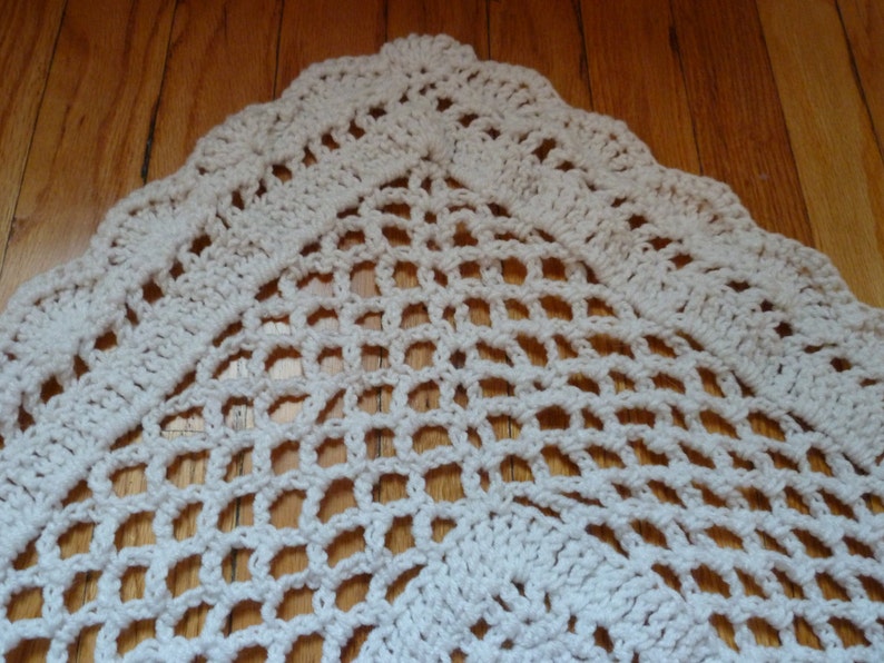 women's shawl image 5