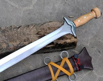 Espada griega Xiphos forjada a mano: hoja de 53 cm con resorte de hoja, empuñadura de madera.