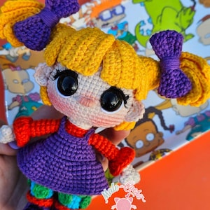 Angelica Amigurumi Pattern PDF - Crochet 90s Doll - Includes Cynthia - Spanish and English