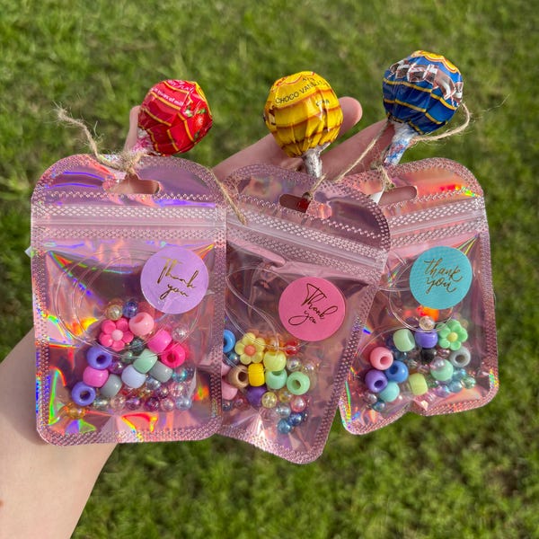 Bracelet making kit | party favour | contains 31 beads