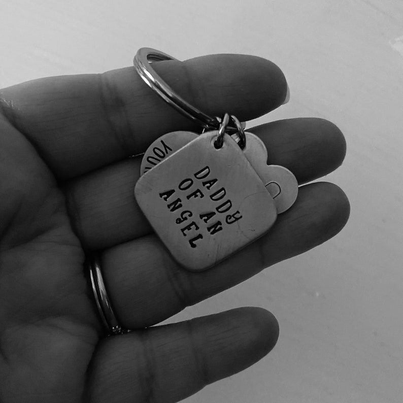 Child Loss Keychain Sympathy Gift Miscarriage Keychain Daddy of an Angel Mommy of an Angel Memorial Keychain Remembrance Keepsake Gift