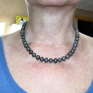 9 mm Black Pearl Necklace on Silk and Knotted, 18&quot; with SS Lobster Claw Clasp, Hand Strung in the USA with Free Shipping, Ready to ship!