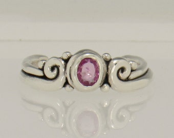 Anillo de zafiro rosa de plata de ley de 5x4 mm, tamaño 7 1/4, joyería artesanal única hecha a mano en los EE. UU. con envío nacional gratuito.