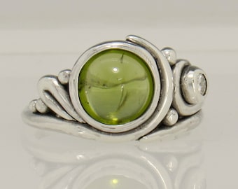 Cabujón de peridoto de plata de ley de 9 mm y anillo de moissanita de 3 mm, anillo artesanal hecho a mano con conjunto de bisel único en su tipo, hecho en EE. UU., envío gratuito.