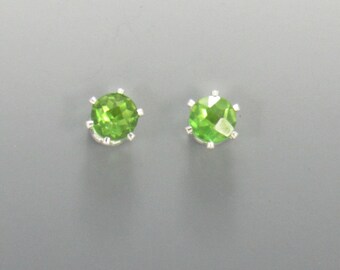 Sterling Silver 6 mm Green Colored Quartz Doublet 6 prong Post Earrings with Push Back Ear Nuts.