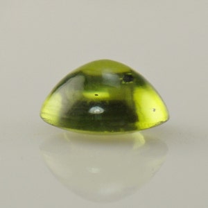 Round Peridot Cabochon Loose Stone, 9 mm Round, Weighs 3.07 ct. S15 画像 5