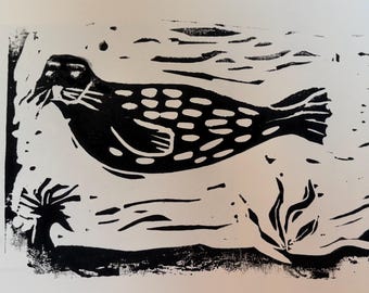 Gepunktete Robbe Linoldruck | Naturforscher Wohnkultur