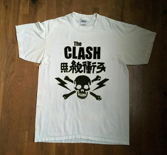 Vintage Tshirt the Clash Japanese Skull Crossbone Size S 3xl.jpg