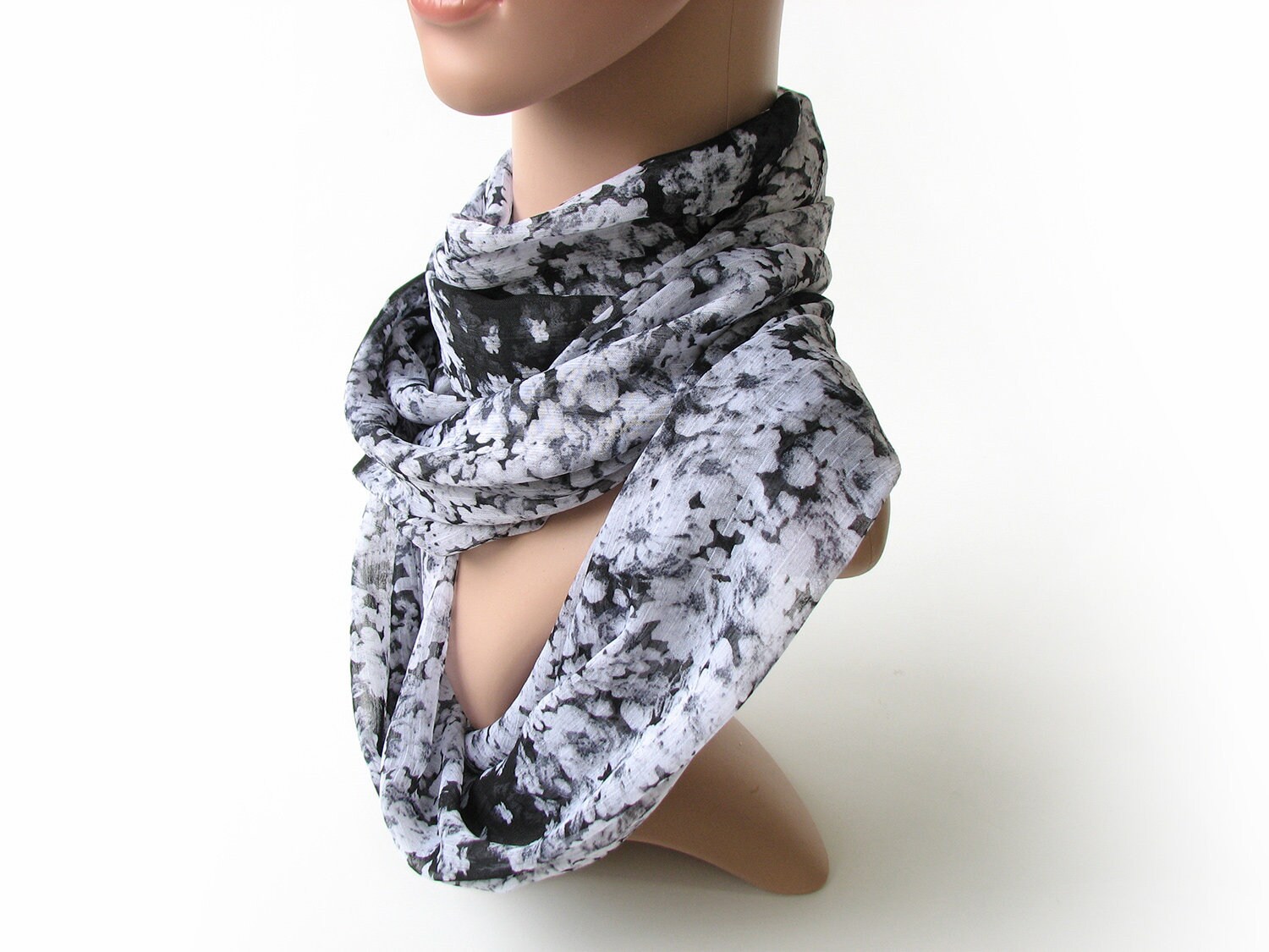 Round Neck Scarf - Etsy