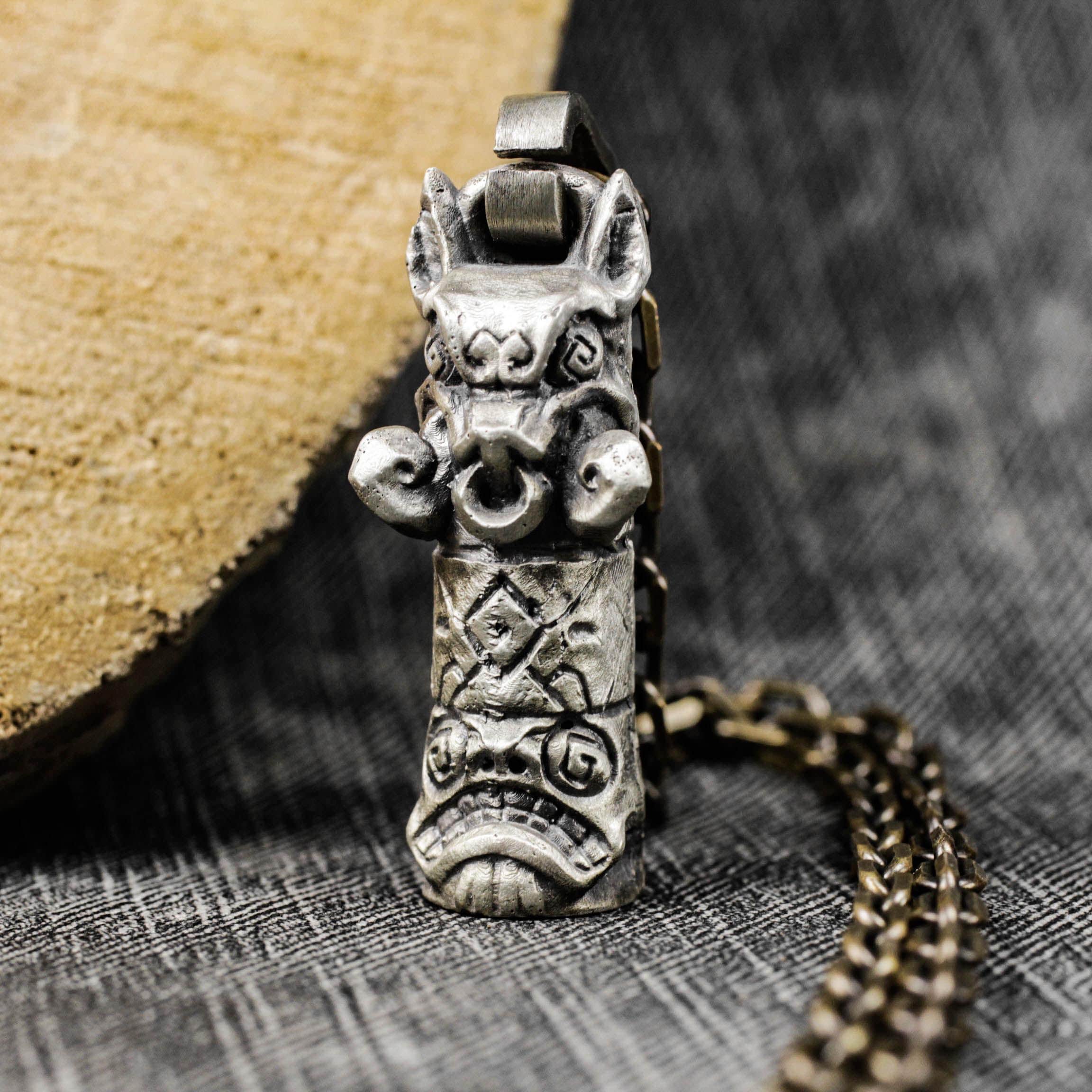 Brass totem pole - Etsy 日本