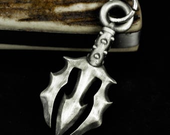 Collar con colgante de tridente mítico: amuleto de Poseidón, joyería oceánica de cuproníquel