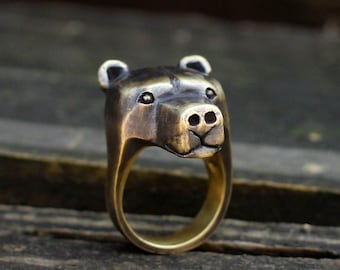 Grizzly Bear Head Brass Ring - LARP Cosplay Jewelry -   a gift for sports enthusiasts