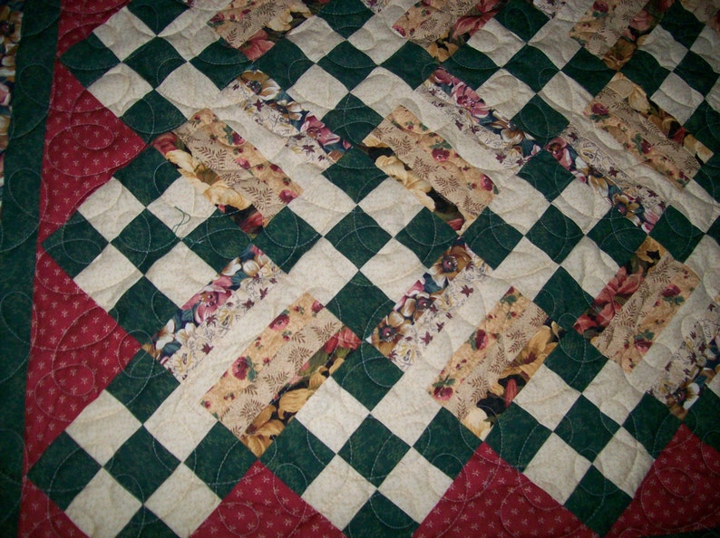 Mauve Queen Size Floral Quilt in Earthtones Green and Beige