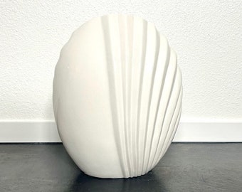 Vintage Post Modern Art Deco Inspired Large Oval White Wave Design Ceramic Vase, Hallmark's New Horizons Collection