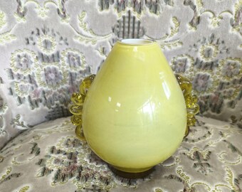 Vintage Handcrafted Yellow Glass Vase 20x20cm Elegant Home Decor