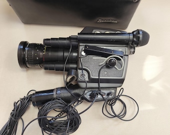 Kit cinepresa vintage Beaulieu 5008 S Super 8, obiettivo Schneider, cinepresa testata con custodia e microfono, raro regalo per appassionati di cinema retrò.