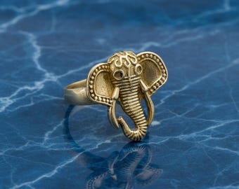 Anillo con cabeza de elefante detallada, joyería llamativa en tono oro antiguo, dije animal bohemio