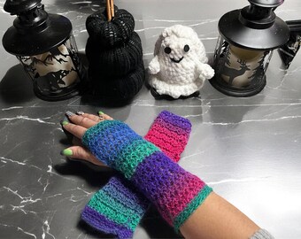 Fingerless gloves