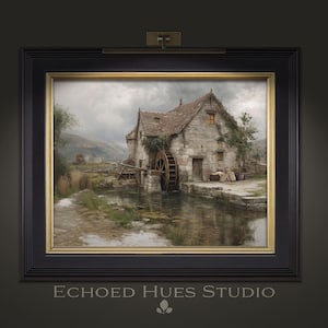 Peut inclure: Impression d'art encadrée d'un moulin à eau en pierre avec une grande roue à aubes en bois. L'œuvre d'art est située dans un environnement naturel serein avec une rivière et une végétation luxuriante. Le cadre est noir avec un bord intérieur doré. Le texte "Echoed Hues Studio" est en bas.