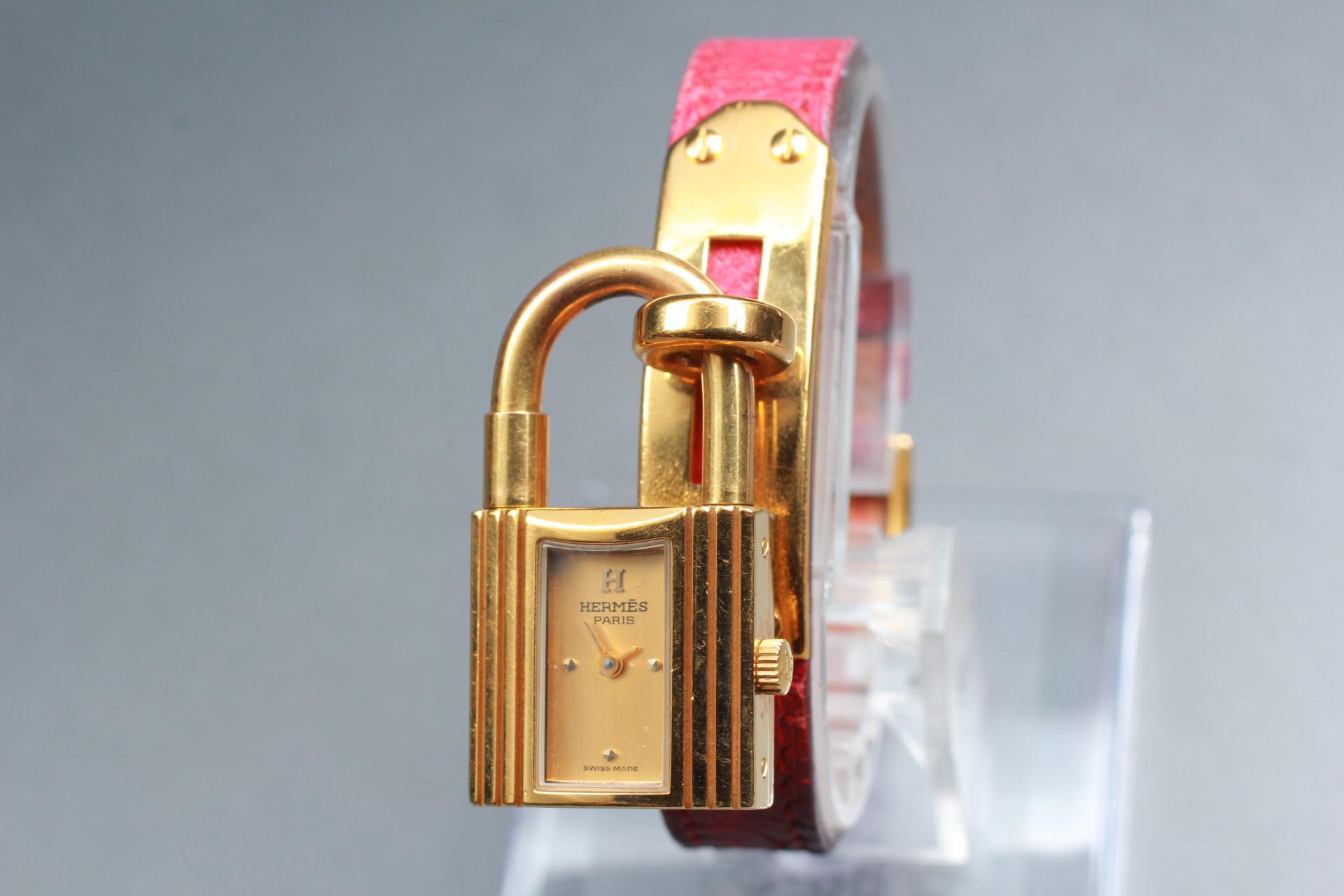 ❤️ HERMES SWISS KELLY LOCK WATCH GOLD PLATED STAINLESS STEEL WATCH by: Hermes Kelly Hermes Watch - Etsy main image 2