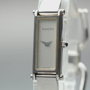 Vintage GUCCI 1500L 12 mm quartz dameshorloge met zilveren wijzerplaat uit JAPAN