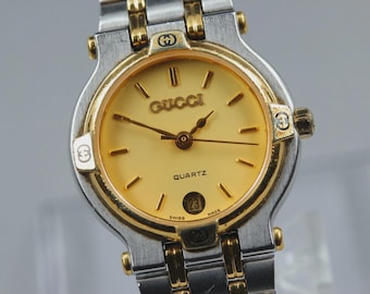 Vintage GUCCI 9000L Damenuhr mit elfenbeinfarbenem Zifferblatt, Quarzwerk, 25 mm, aus Japan