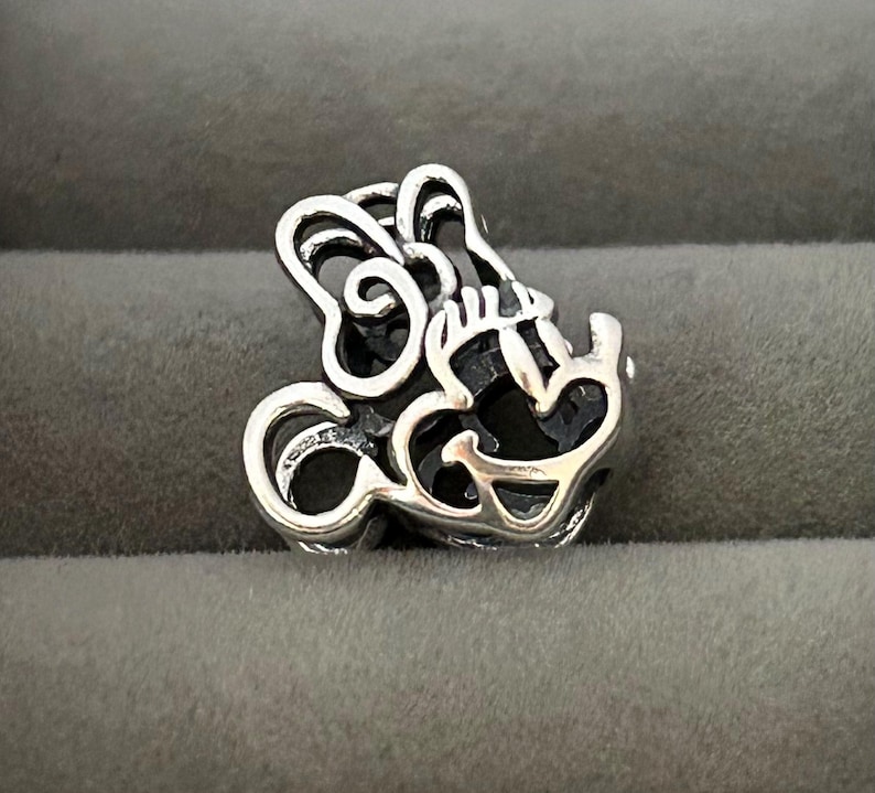 S925 Sterling Silver Disney Openwork Minnie Mouse Charm, Suitable for European-Style Bracelets image 1
