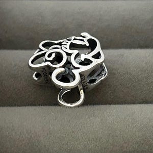 S925 Sterling Silver Disney Openwork Minnie Mouse Charm, Suitable for European-Style Bracelets image 3
