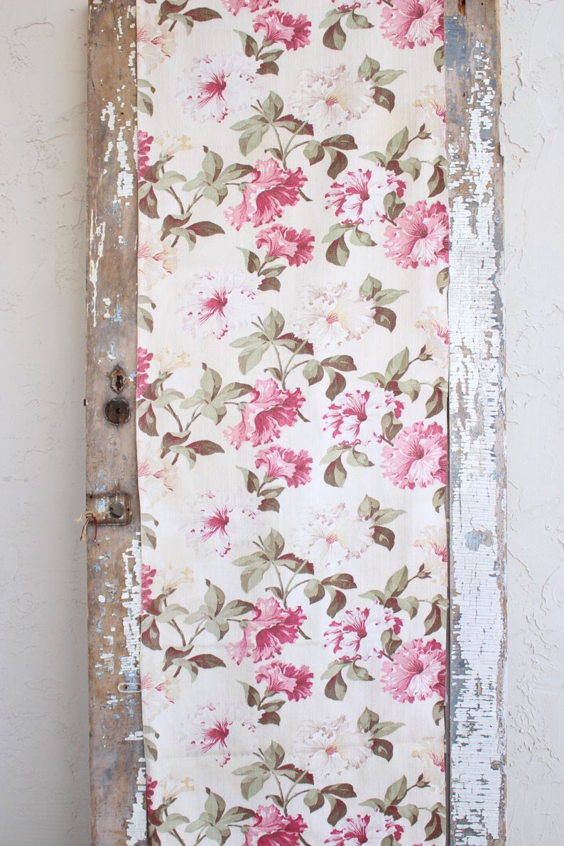 Shabby Chic Cottage Pink & Cream Summer Petunias Vintage Nubby Floral Barkcloth Fabric image 2