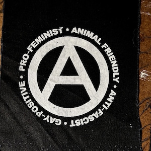 CIRCULE ISSO Um fazendeiro de melão não, mas realmente aqui está o fim de todos os patches que você precisa, veja quantas palavras há nele
