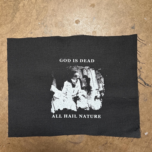 BEGOTTN HORROR PATCH è senza dubbio l'articolo meno popolare su etsy Dio è morto, evviva la natura