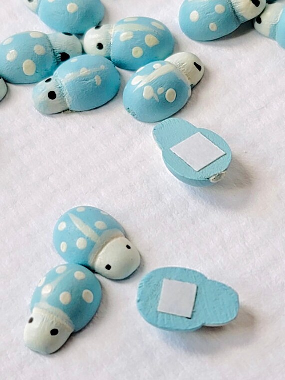 小さな木製の青いてんとう虫10個 - Etsy 日本
