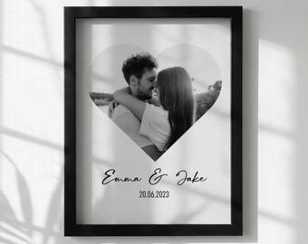 Stampa fotografica personalizzata per coppia / Regalo di anniversario di matrimonio a forma di cuore / Romantica decorazione murale in bianco e nero