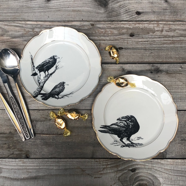 ravens and crows plates (2 pcs) 19cm, porcelain with Goldrim and handmade Silkscreen Print; homewares, decorating, dining, Halloween gift