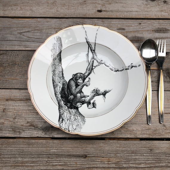 Prime 8 MonkeyFingeR Design (7075) Bグレード Monkey Plate, Hand-printed Vintage Porcelain With Gold Rim; ø 24