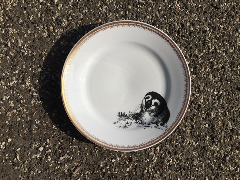 lemming Plate Porcelain 21cm Vintageporcelain with handmade Silkscreen Print white with Goldrim