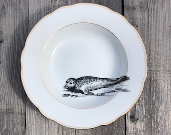 pasta-/soupbowl "Seal", vintageporcleain with goldrim (24cm) and handprinted motiv; holiday gift for familiy, friends, children, beachhouse